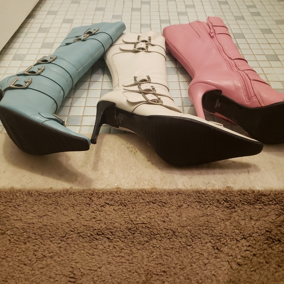 Boots - Picture 2 of 4